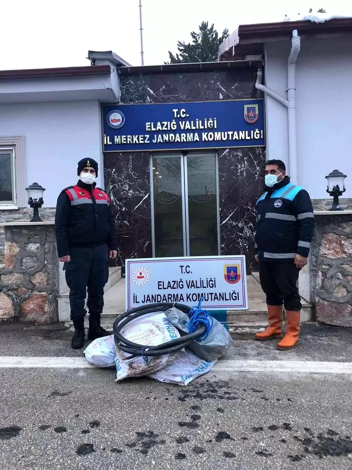 Jandarma hırsızlara göz açtırmıyor: 2 gözaltı