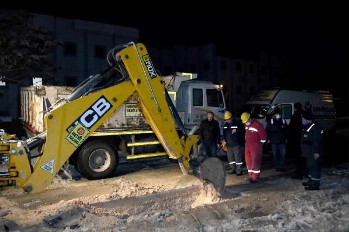 MAHSUR KALAN YAVRU KÖPEK, ROBOTİK KANAL GÖRÜNTÜLEME SİSTEMİYLE KURTARILDI