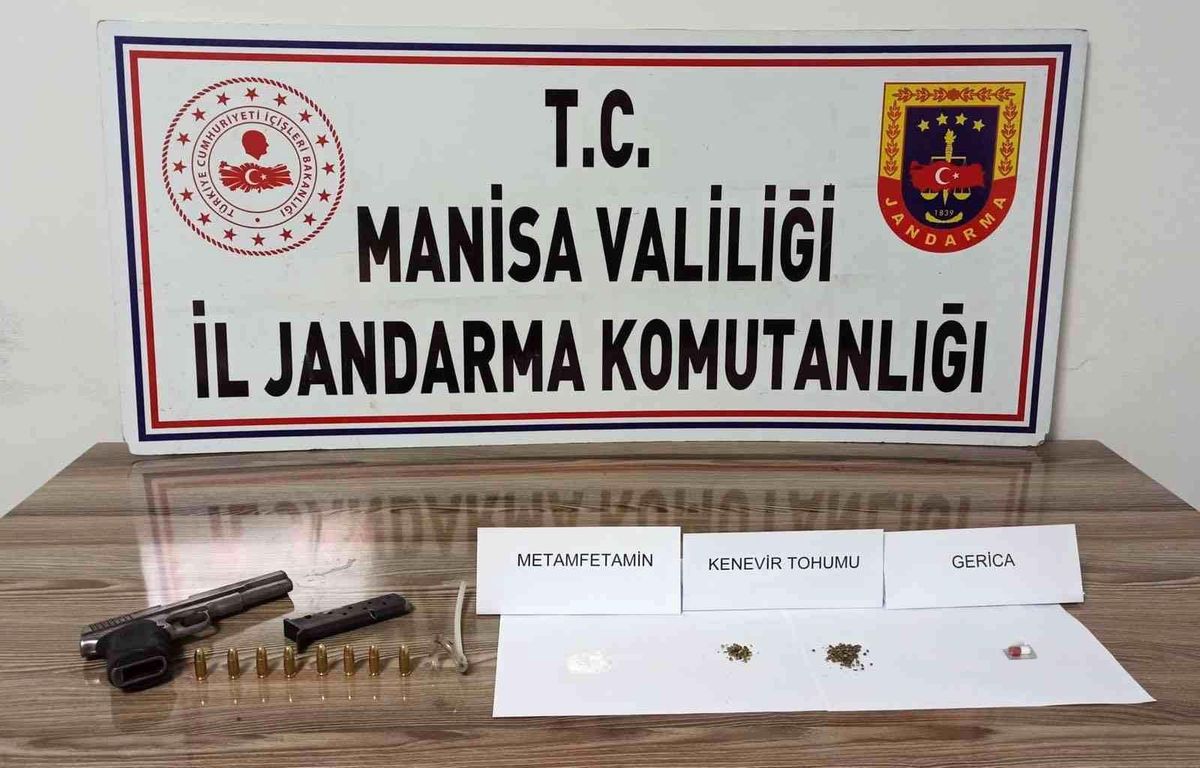 Manisa\'da durdurulan araçtan uyuşturucu çıktı