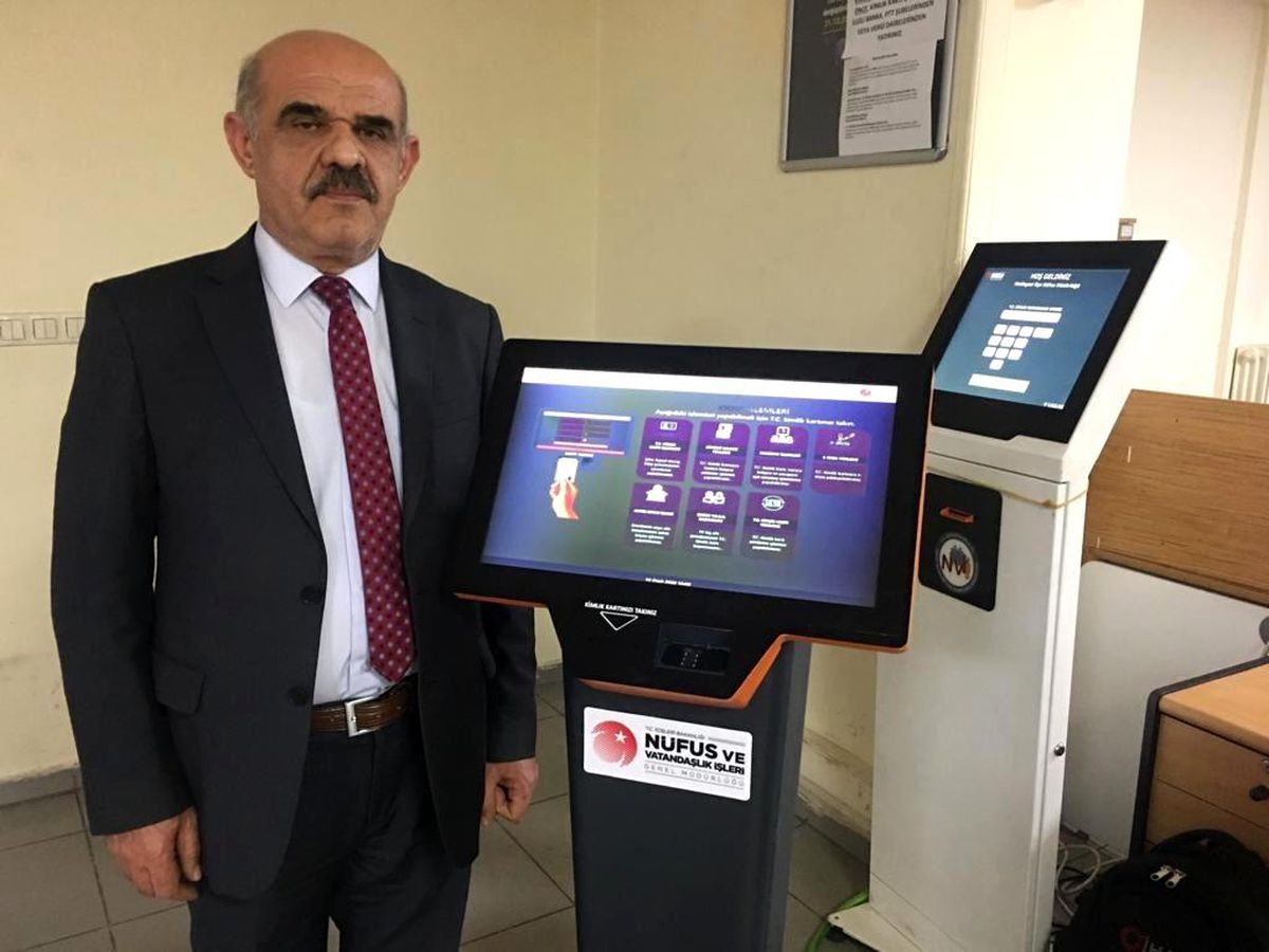 \'Nüfusmatik\' sıraları önlüyor