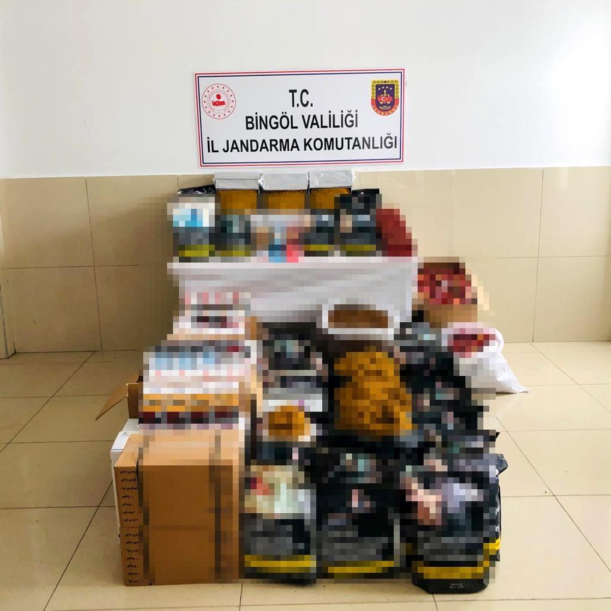 "Okşan" kokladı, kaçak sigara ve tütün ele geçirildi