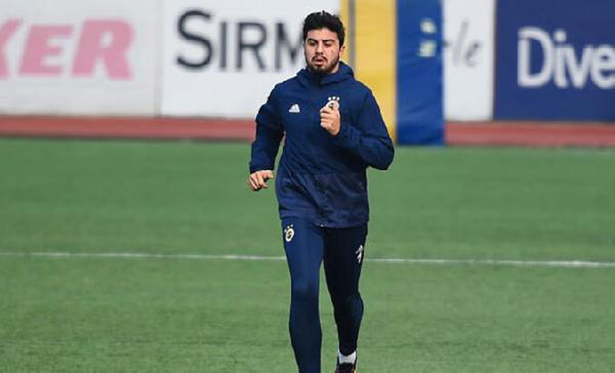 Ozan Tufan Fenerbahçe\'ye dönüyor