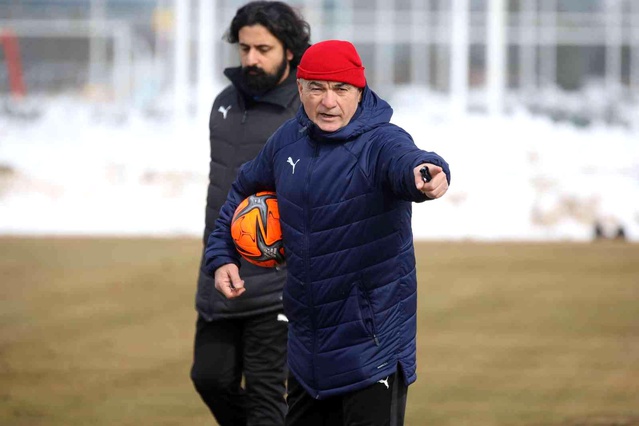 Rıza Çalımbay: Tüm maçlarımız final niteliğinde