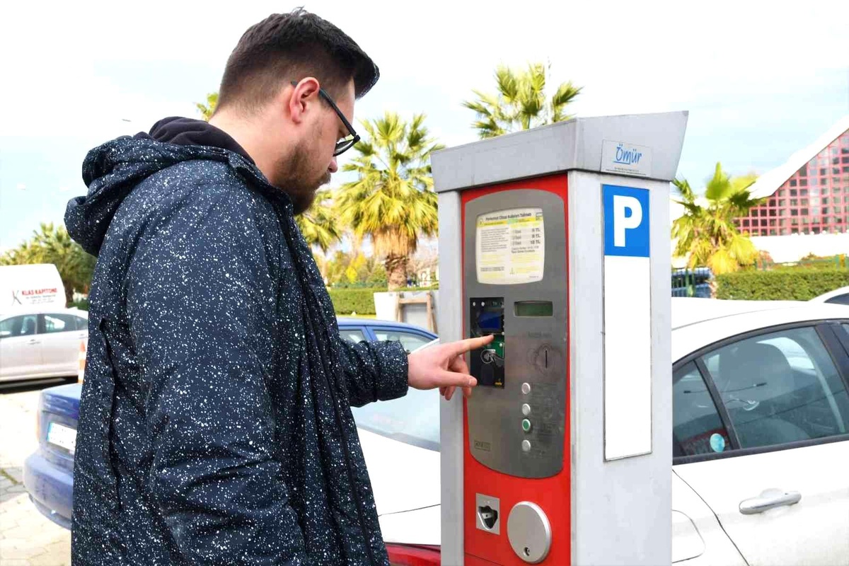 Samsun\'da \'parkomat\' uygulaması kaldırıldı
