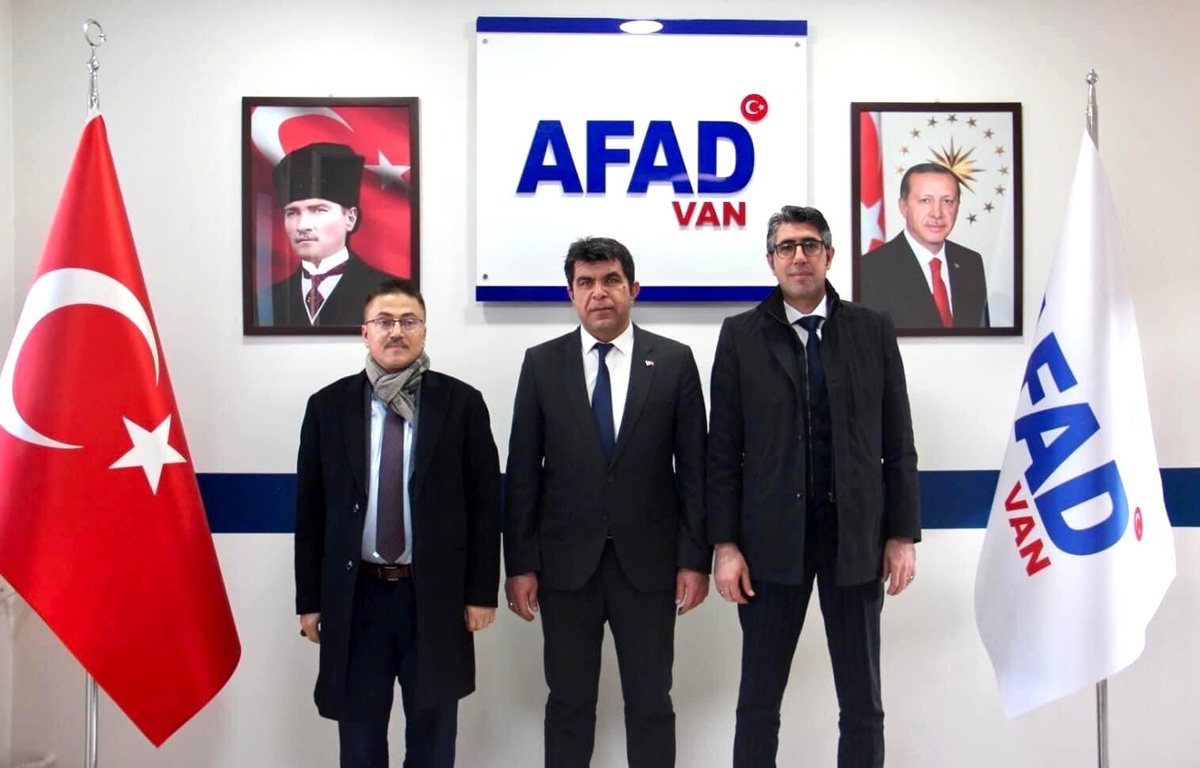 Van Cumhuriyet Başsavcısı Dönmez\'den AFAD\'a ziyaret