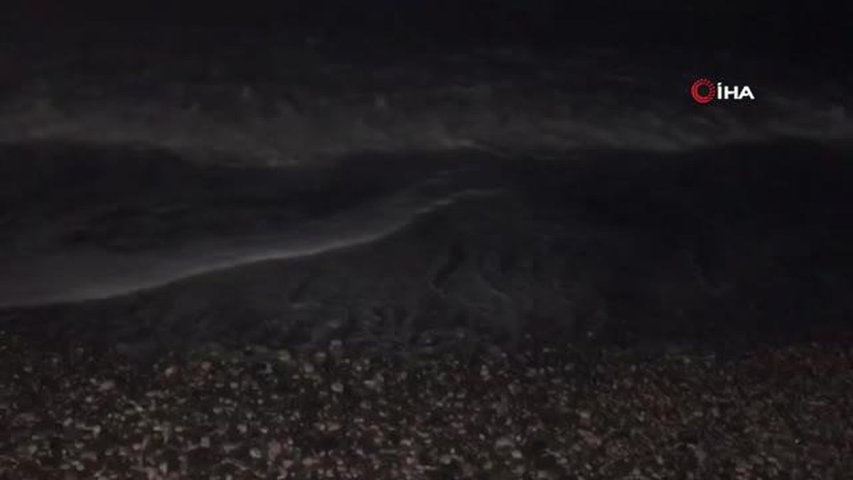 Akdeniz'de 5.1 büyüklüğündeki deprem Mersin'de de hissedildi