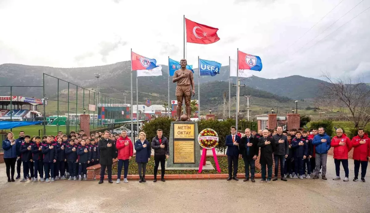 Altınordu, Metin Oktay\'ı doğum gününde andı