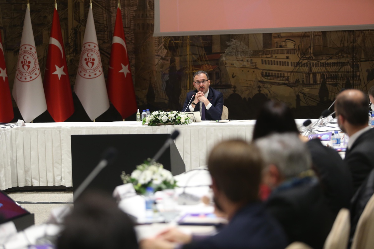 Son dakika... Bakan Kasapoğlu yabancı yayın kuruluşlarının mensupları ile bir araya geldi