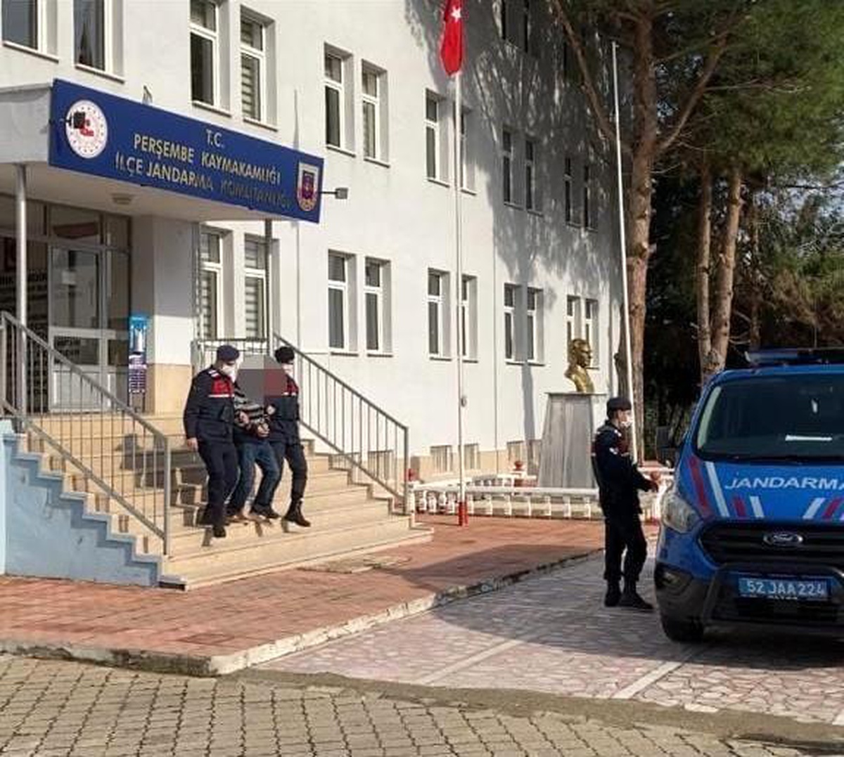 Büfeden hırsızlık yapan şahıs tutuklandı