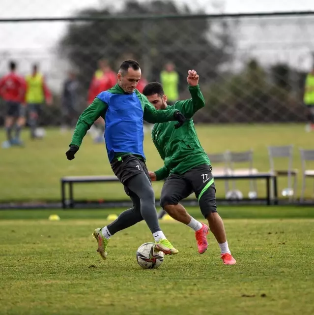 Bursaspor'un Antalya kampı sona erdi