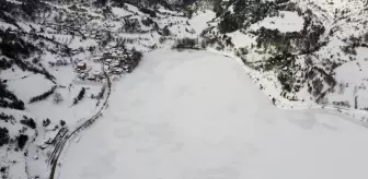 Çubuk Gölü buz tuttu