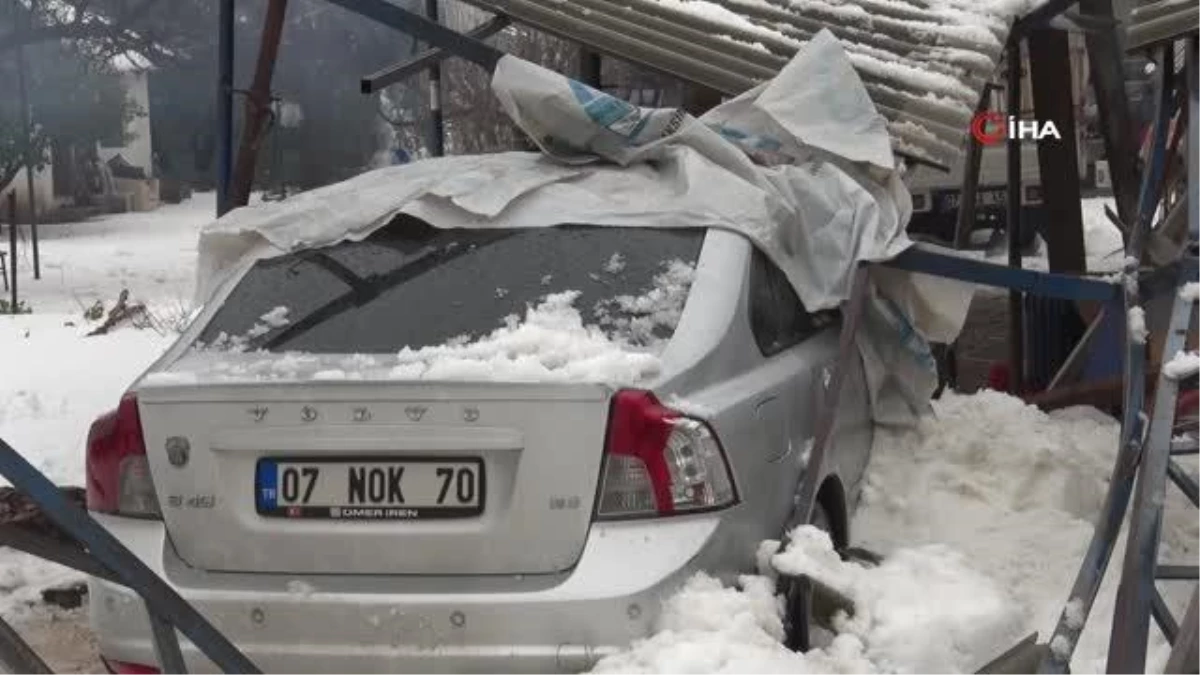 Dolu yağışı cam seraları yıktı, yıkılan tenteler araçları hurdaya çevirdi