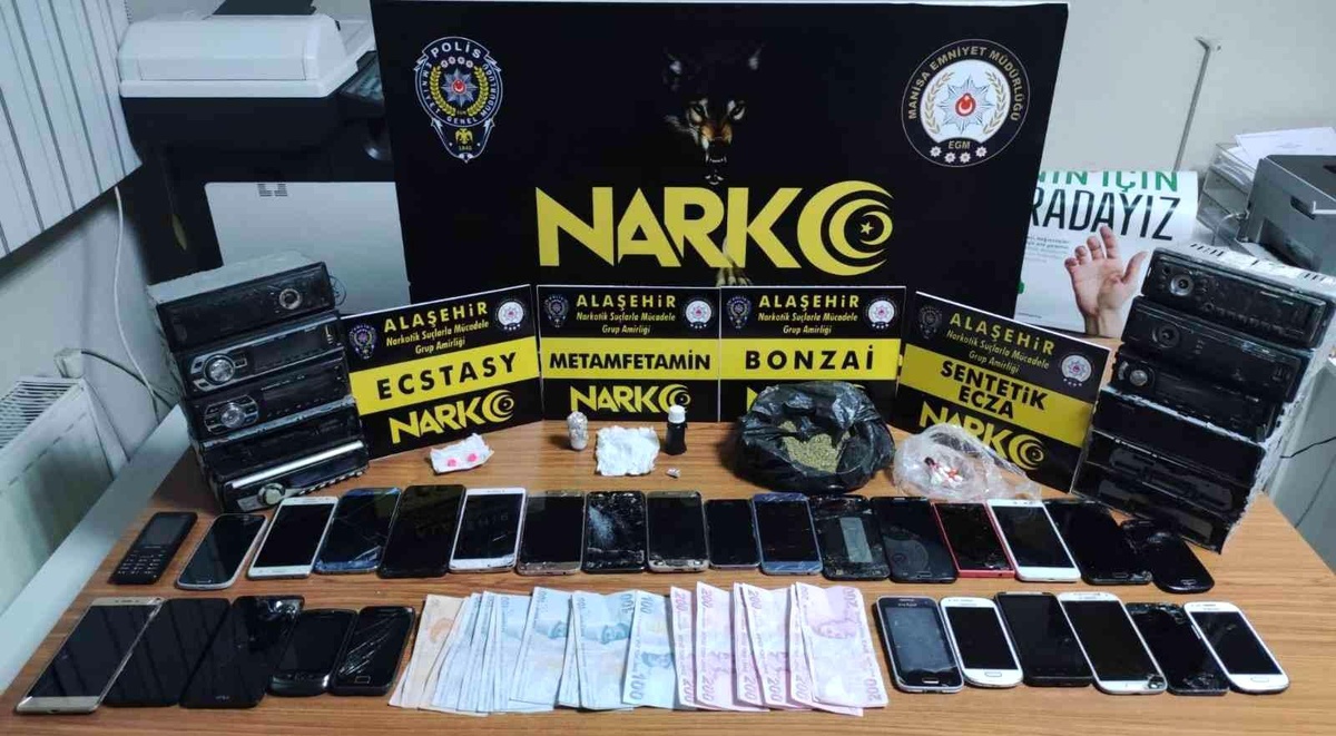 Manisa\'da uyuşturucu taciri tutuklandı