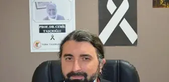 Psikiyatri kliniğinde doktora bıçaklı saldırı girişimi