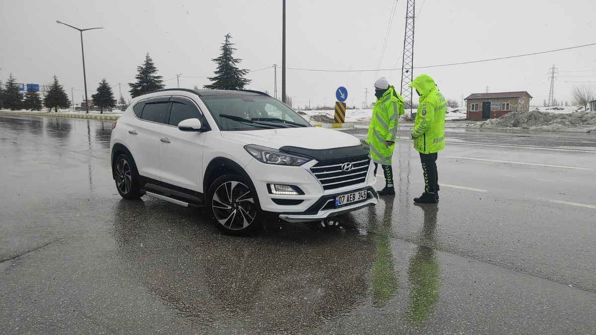 Seydişehir-Antalya kara yolu trafiğe kapatıldı