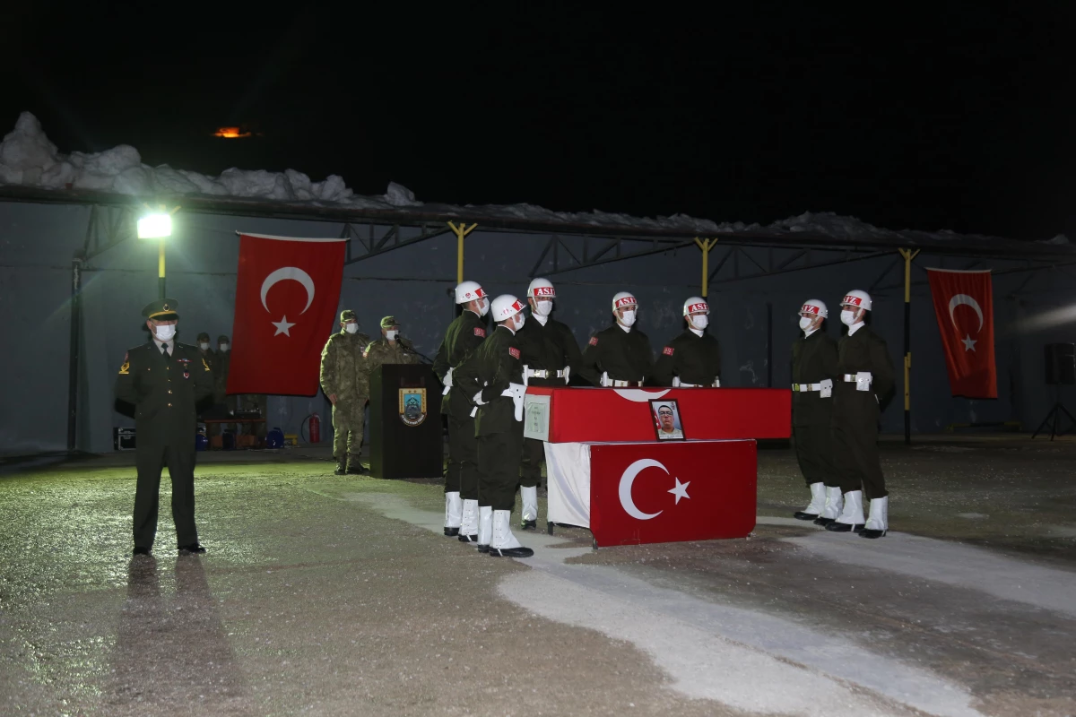 Şırnak\'ta havan saldırısında şehit olan askerin cenazesi Eskişehir\'e uğurlandı