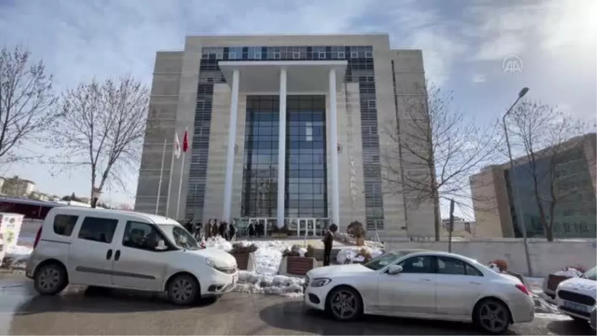 Uyuşturucu operasyonunda yakalanan 2 zanlıdan 1\'i tutuklandı