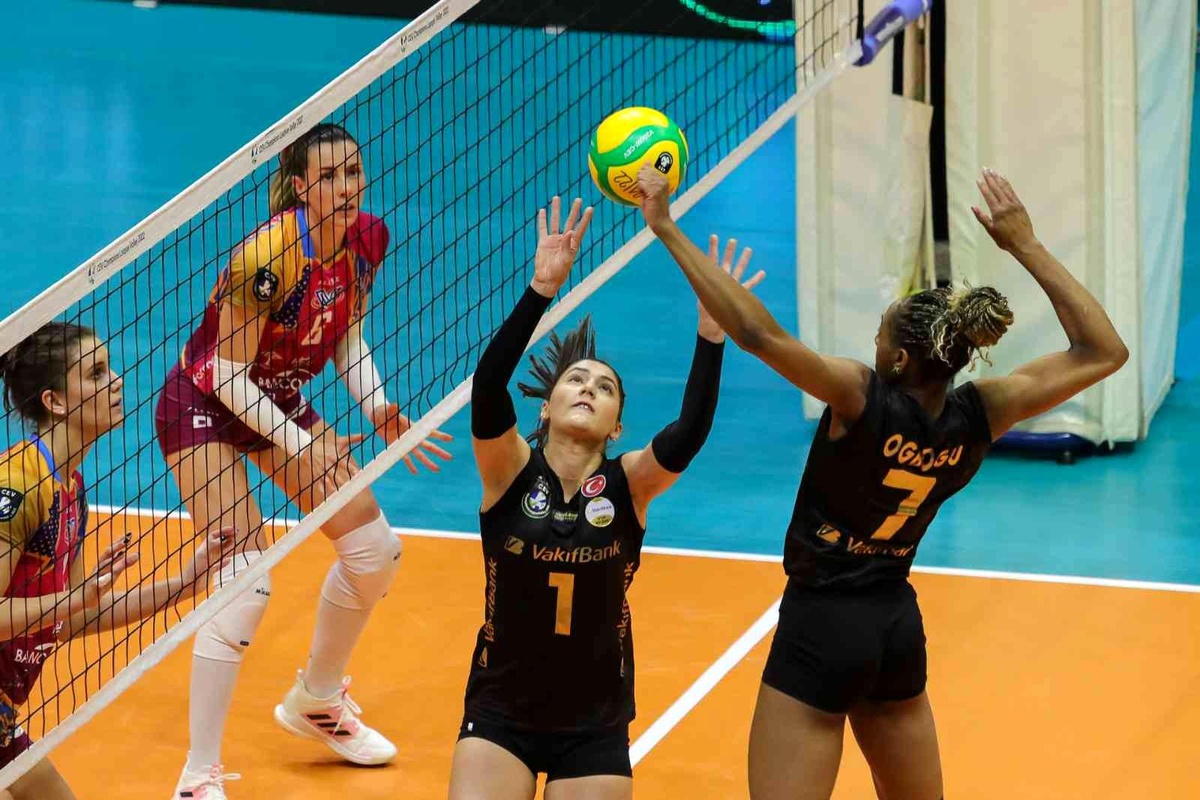 VakıfBank, İtalya\'dan galibiyetle dönüyor