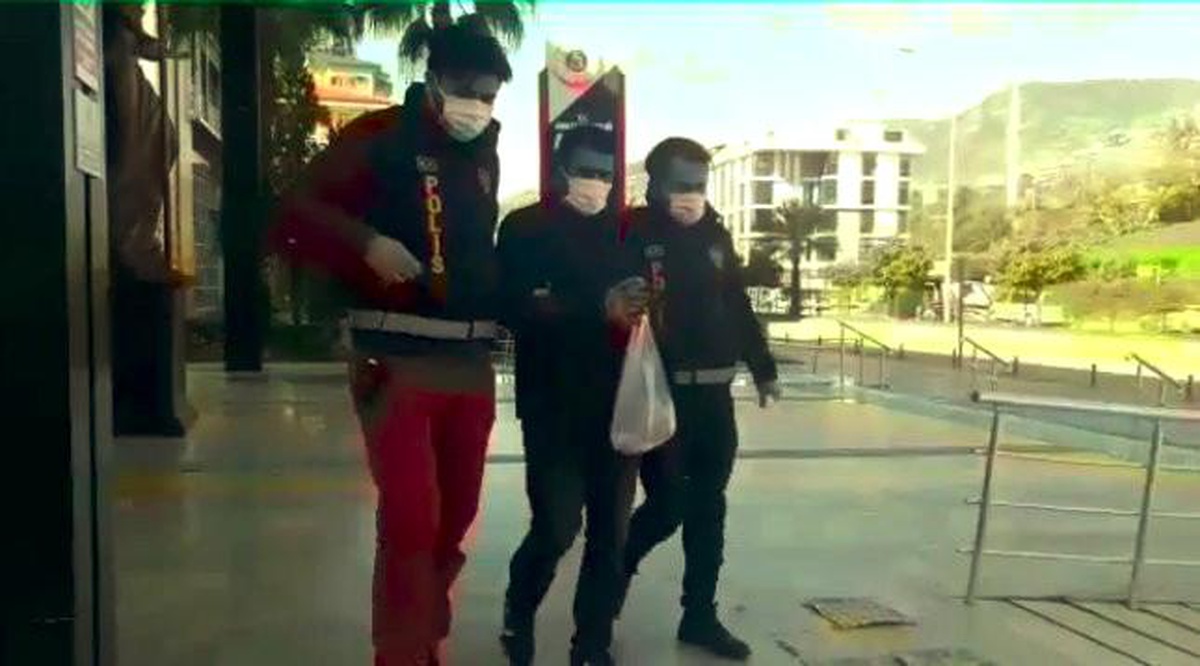 15 dosyadan 13 yıl hapis cezası olan firari Alanya\'da yakalandı
