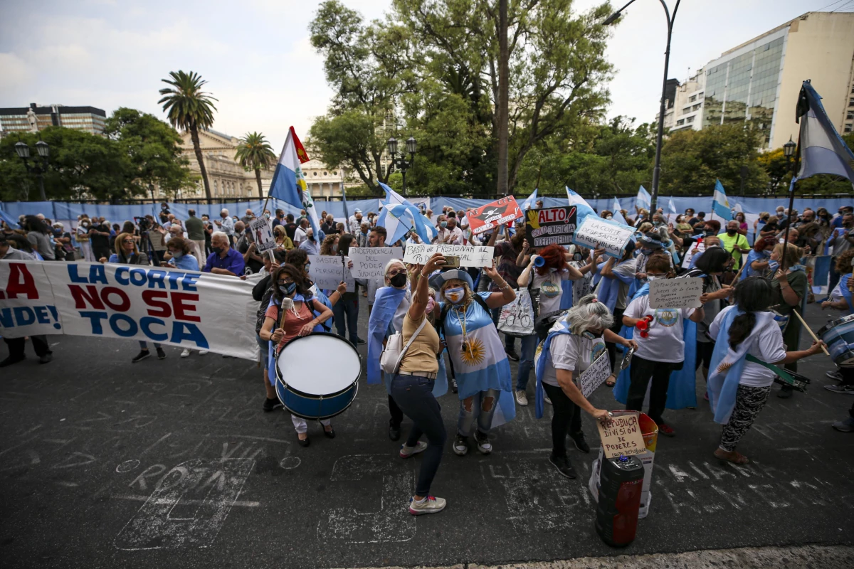 BUENOS AIRES - Arjantin\'de "adaleti savunmak" gösterisi düzenlendi