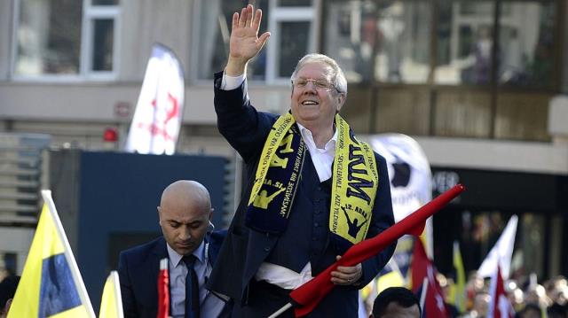 Fenerbahçe'nin efsane başkanı Aziz Yıldırım'dan yaylım ateşi: Bir adım geri çekilmem