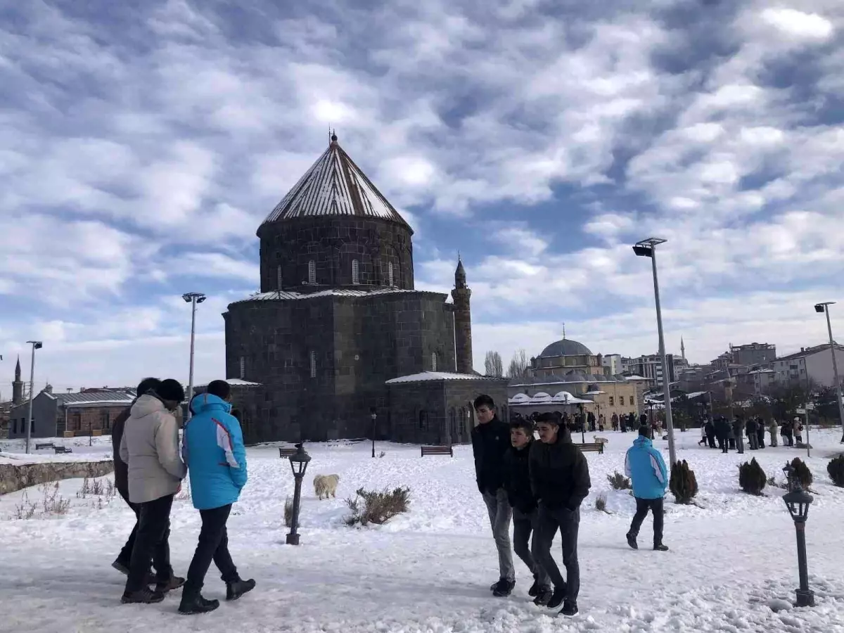 Kars\'ta bahar havası yaşanıyor