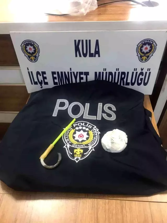 Kula İlçe Emniyet'ten uyuşturucuya geçit yok