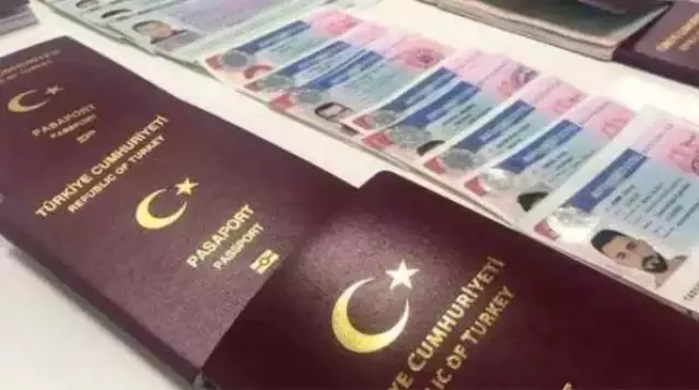 Türk polisi Telegram'a sızdı, IŞİD'lilere Türk ve Rus pasaportları sağlayan çeteyi çökertti!