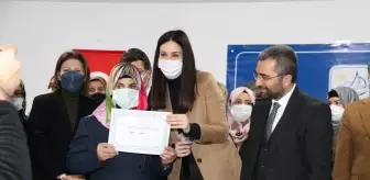 Edremit'te 'Meslek Edindirme Kursları' sertifika töreni