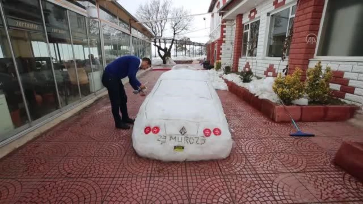 Yerli otomobil TOGG\'dan esinlenerek kardan araç yaptı