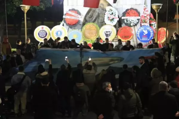 Samsun'da Onur Anıtı'nda dev Atatürk posteri ile yürüyüş: Çevre illerden de katılım oldu!