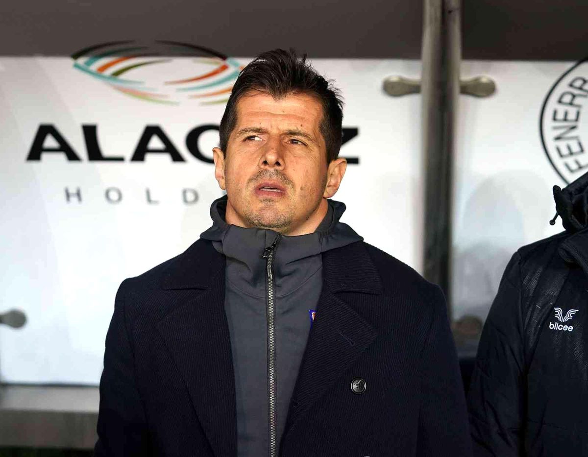 Emre Belözoğlu, Kadıköy\'de