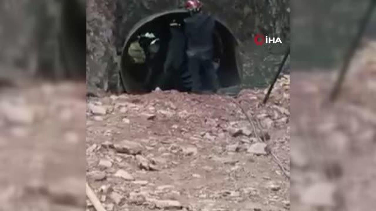 Fas'ta 4 gün önce kuyuya düşen küçük çocuğa ulaşmaya son 2 metre kaldıÇalışmalarda yatay kazıya geçildi