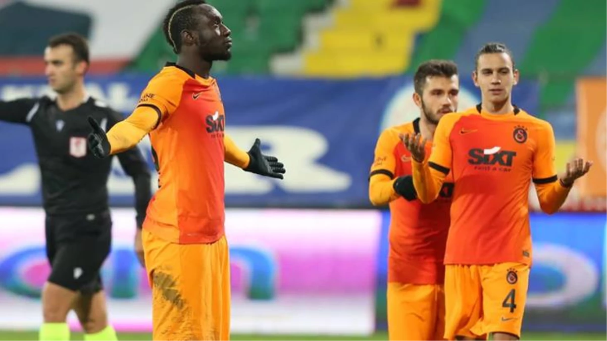 Galatasaray\'da yeni transfer yolda! Mbaye Diagne\'nin sözleşmesi askıya alındı!