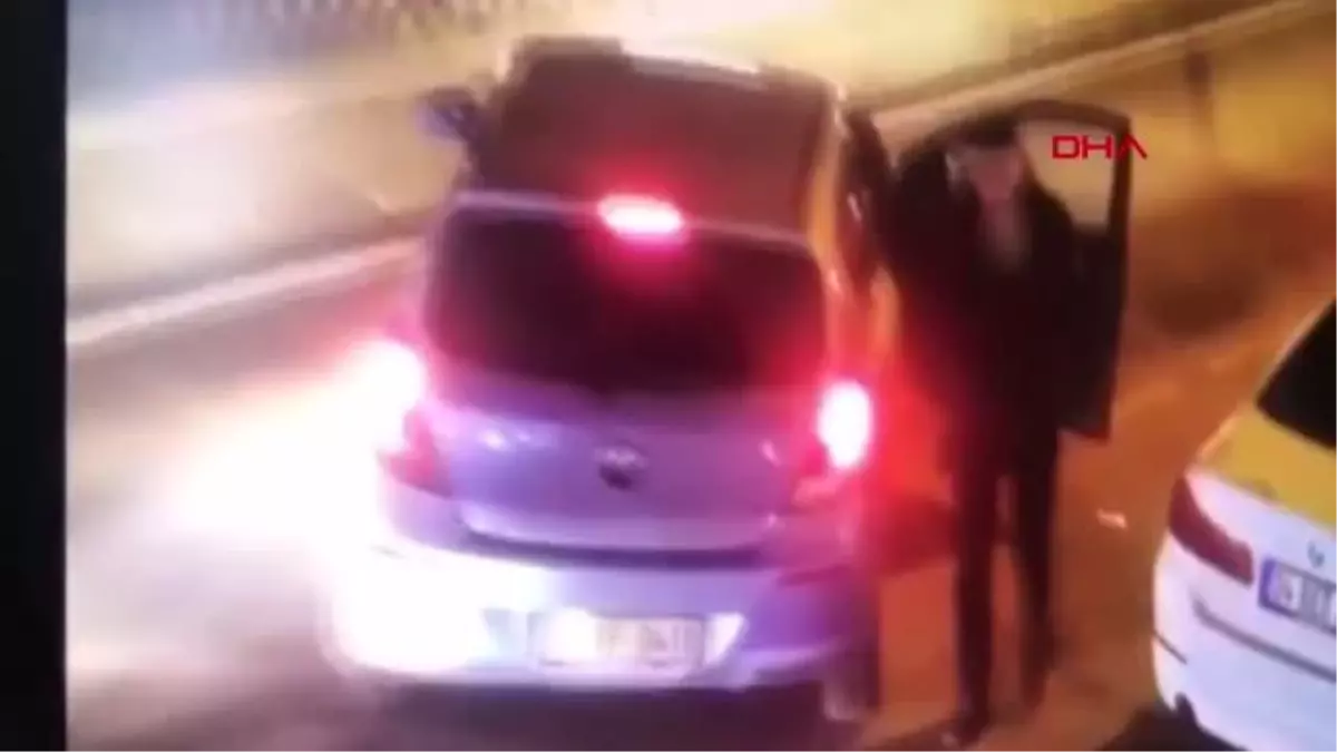 İSTANBUL-BEBEK\'TE 3 KİŞİNİN YARALANDIĞI KAFEYE ATEŞ AÇILMA ANI GÜVENLİK KAMERASINDA