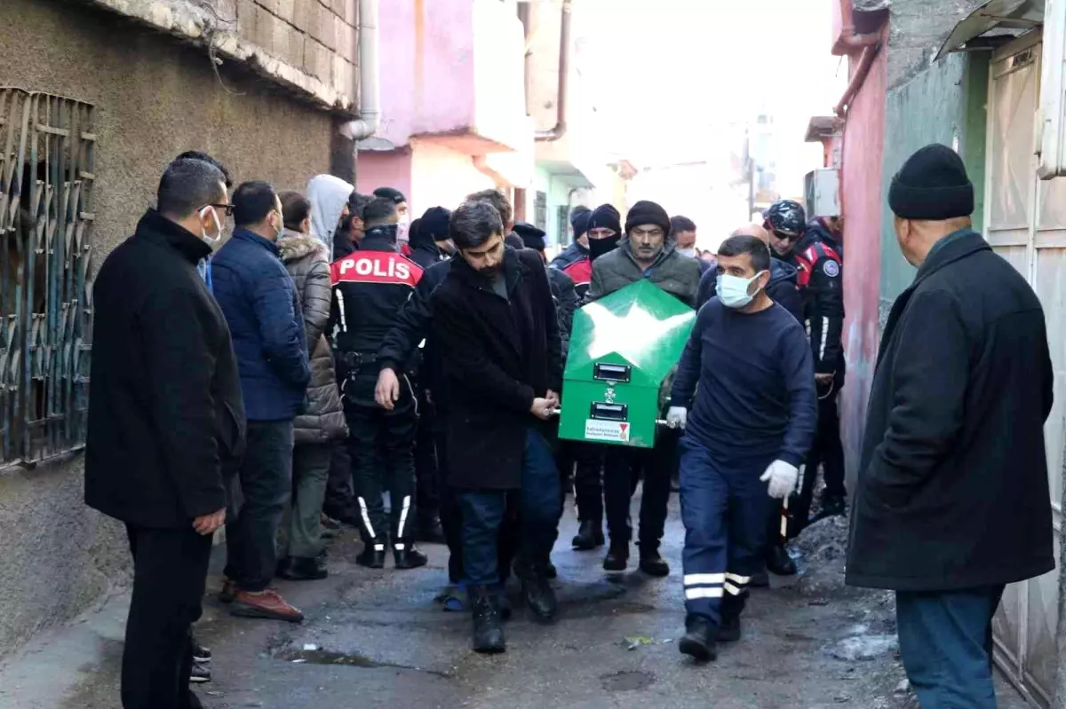 Son dakika haberleri: Kahramanmaraş\'ta soba zehirlenmesi: Anne ve oğlu hayatını kaybetti