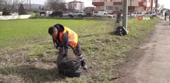 Karın ardından kum ve tuzu temizleme çalışmaları başladı