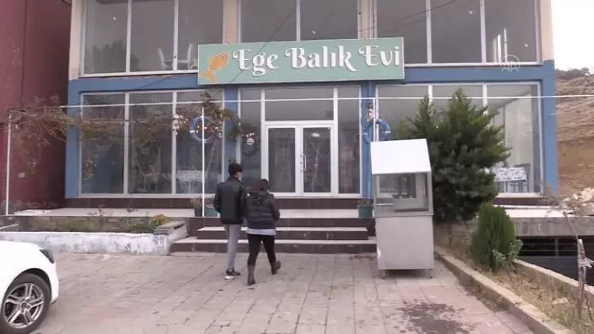 Restoranıyla Mardin\'in "Balıkçı Azize"si oldu