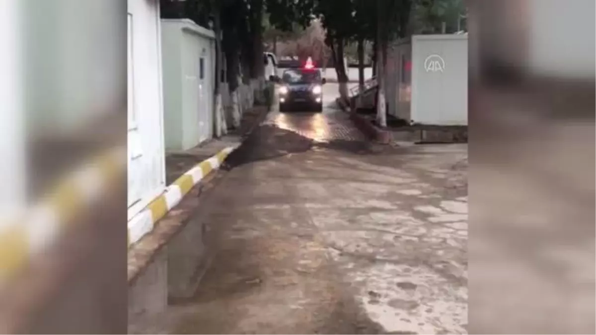 Son dakika: ŞANLIURFA - Asker üniforması giyerek dolandırıcılık yapan kişi yakalandı