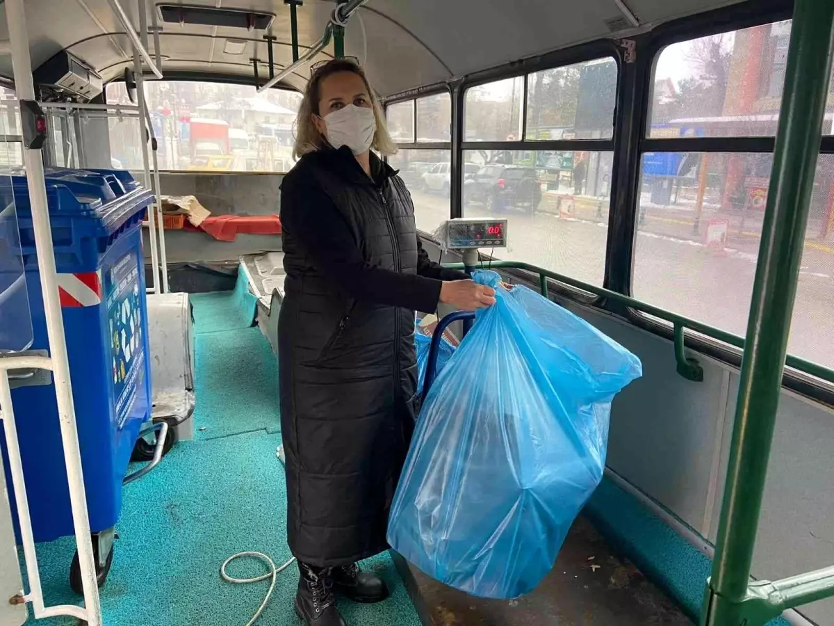 Son dakika haberi... Sıfır atık sayesinde kazandığı parayı ihtiyaç sahibi öğrenciler için kullandı