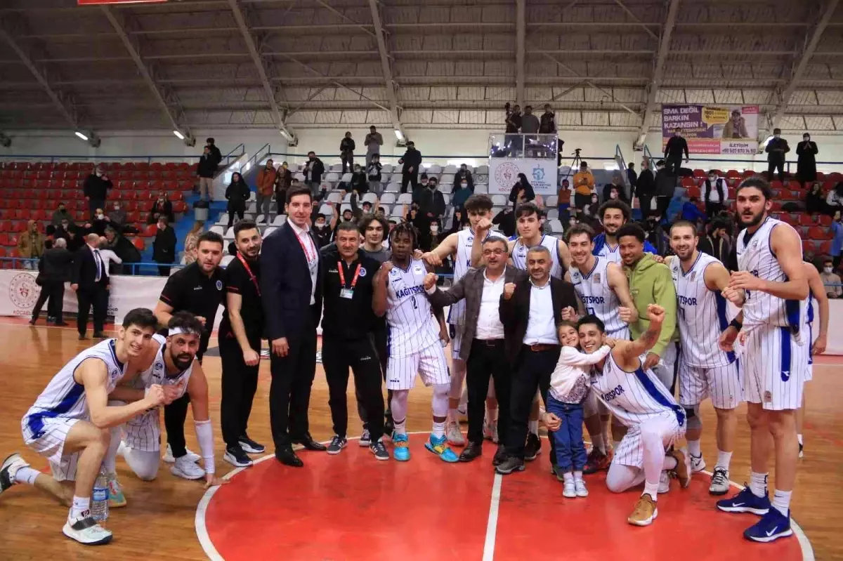 TBL: Kocaeli BŞB Kağıtspor: 101 Manisa BŞB: 95