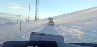 25 kilometrelik yolu 5 saatte aşıp hastaya ulaştılar