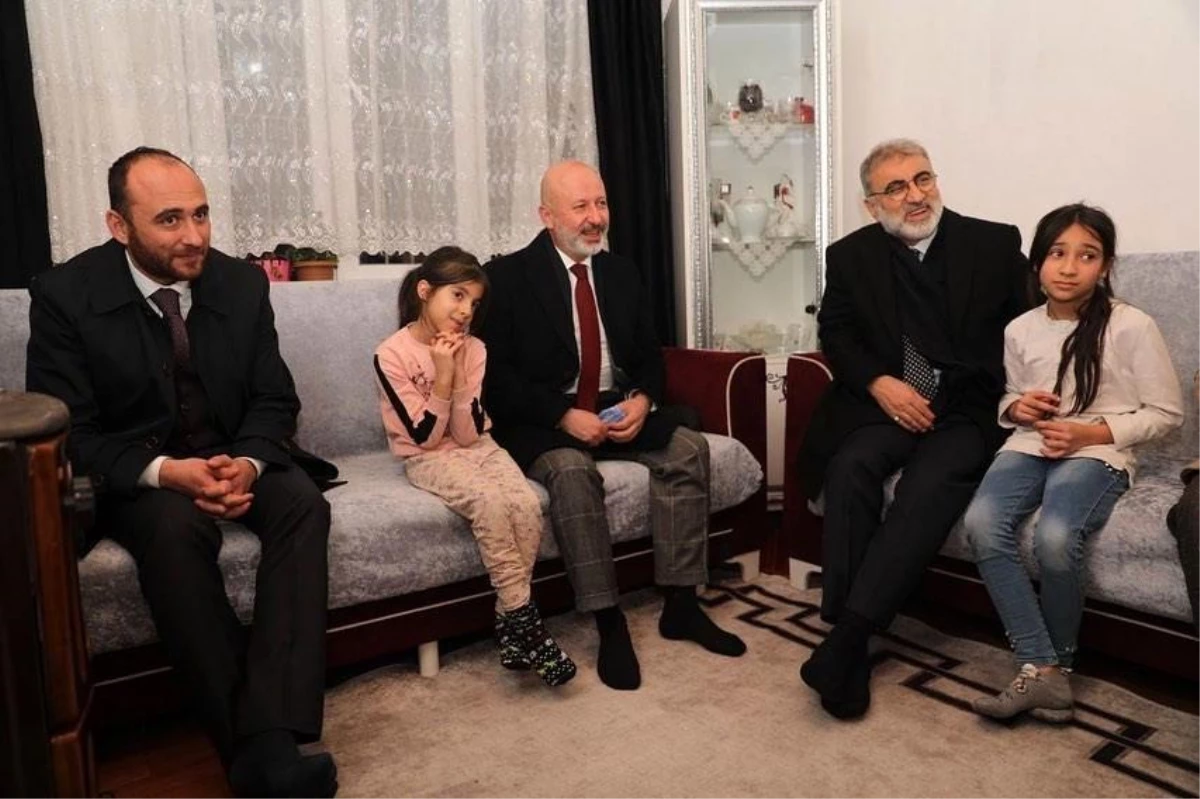 Başkan Çolakbayrakdar ve Taner Yıldız\'dan ev ziyaretleri
