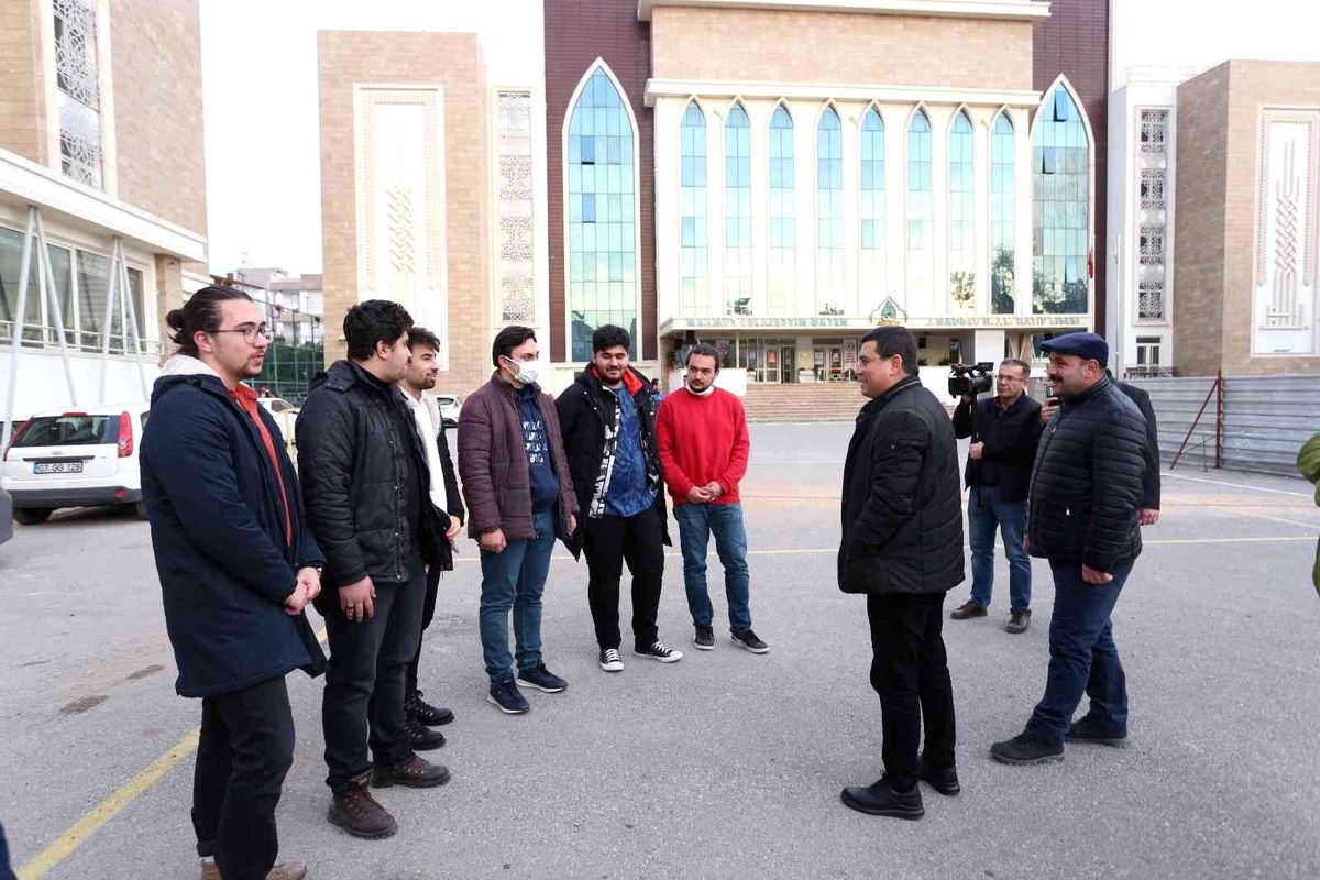 Başkan Tütüncü, İmam Hatip Lisesi mezunlarıyla buluştu