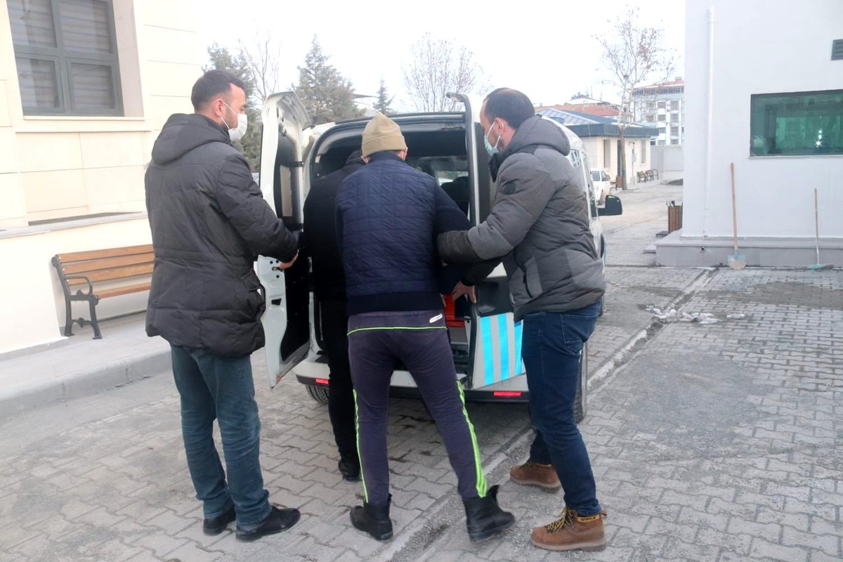 Elazığ\'da akü hırsızları tutuklandı