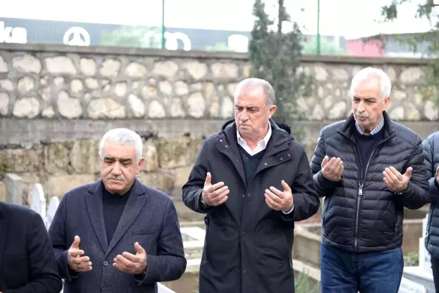 Fatih Terim'in babası Talat Terim ölümünün 3. yıldönümünde dualarla anıldı