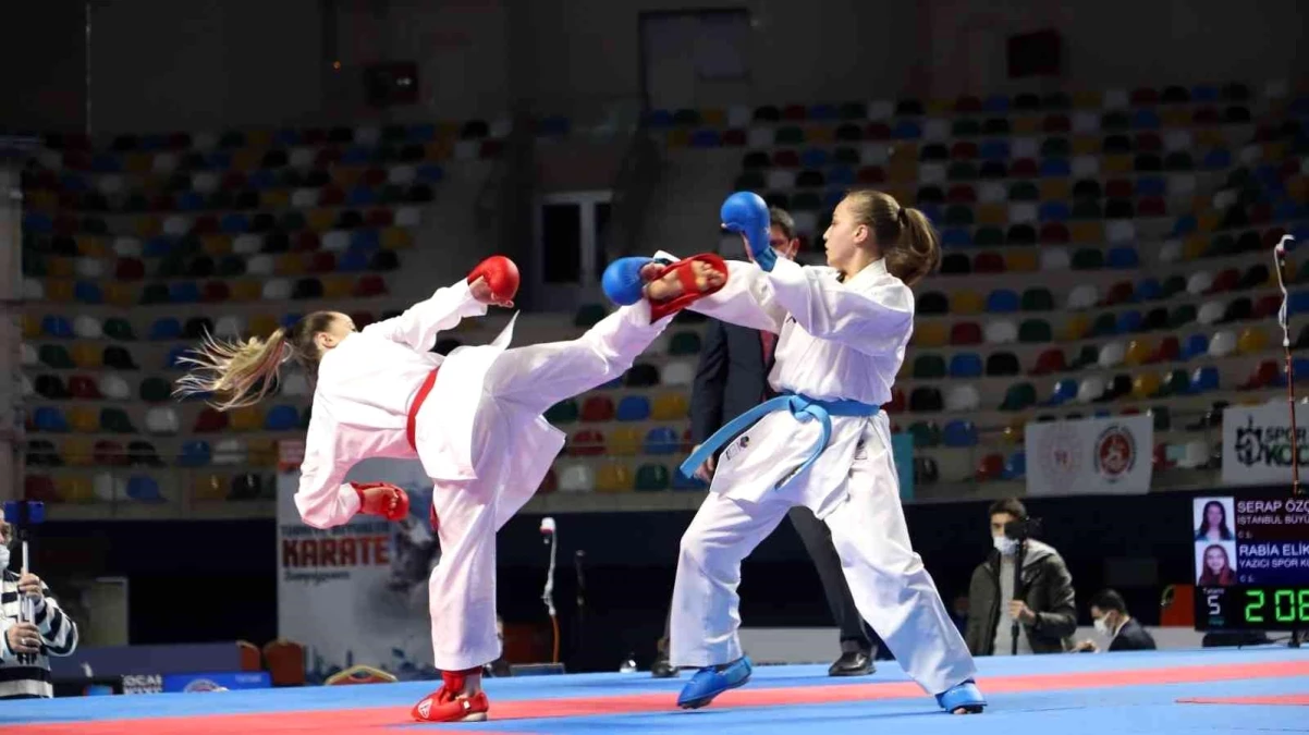 Karatenin şampiyonları Kocaeli\'de belirlendi