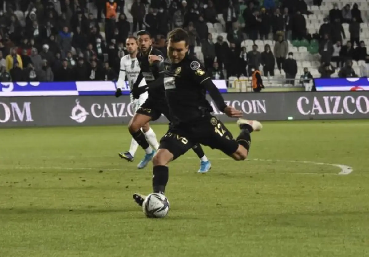 Konyaspor, galibiyet serisini sürdürdü