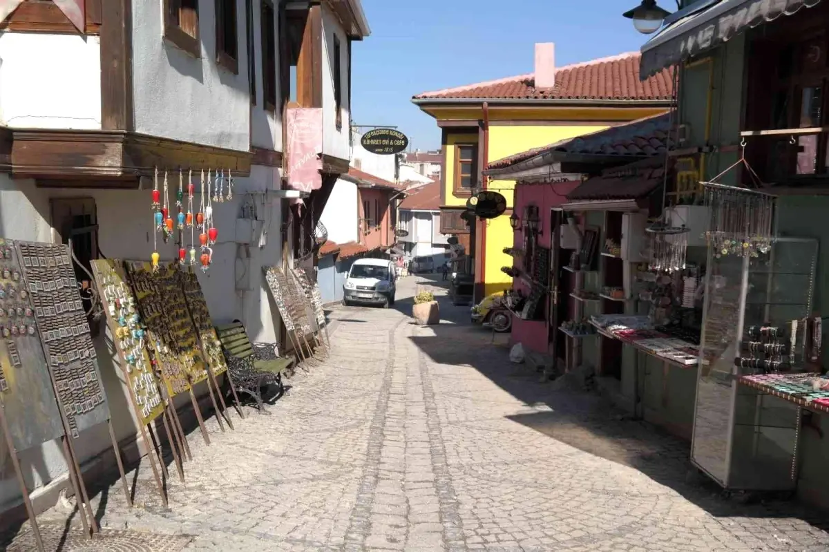 Odunpazarı esnafı havaların ısınmasını bekliyor