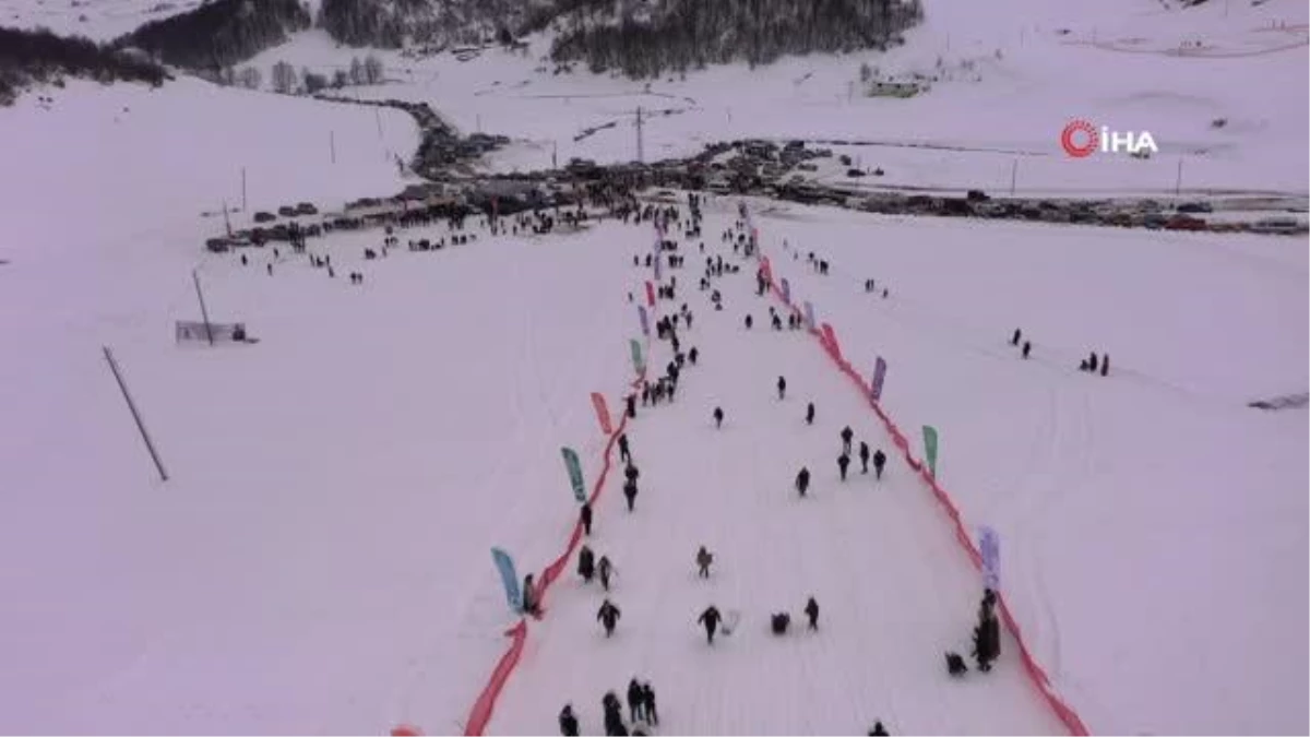 Ordu\'da kar festivalinde binlerce insan yaylaya akın etti